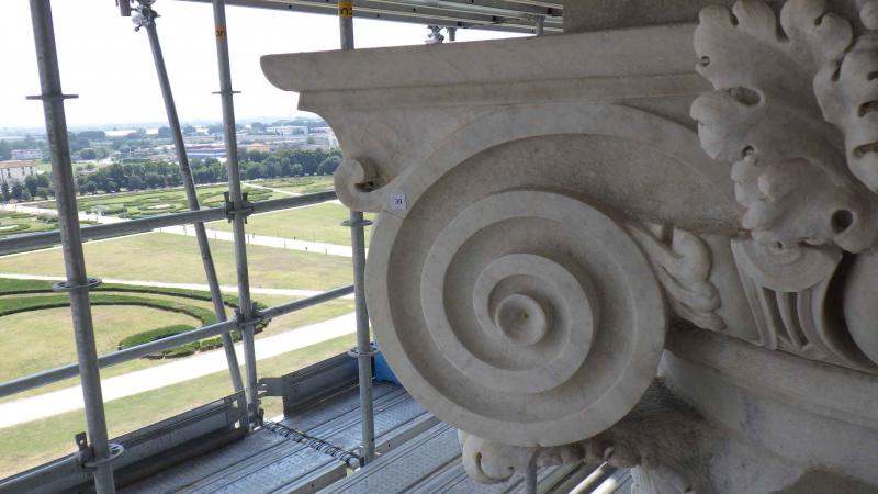 Palazzo Reale di Caserta – Restauro delle facciate interne ed esterne, finalizzato alla fruizione in sicurezza ed alla valorizzazione del complesso Vanvitelliano – Caserta (Ce)