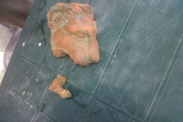 03-taranto-croce-reperti-04