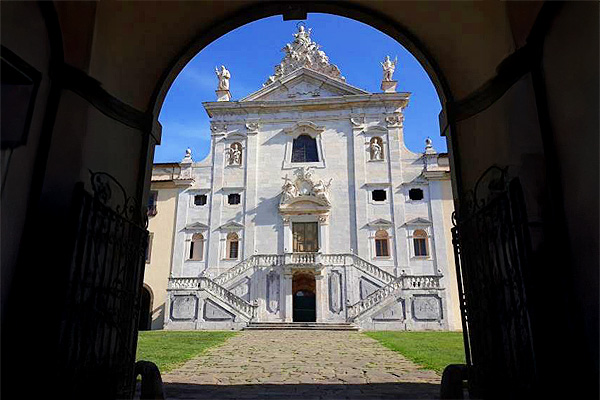 certosa-di-calci-interna_07